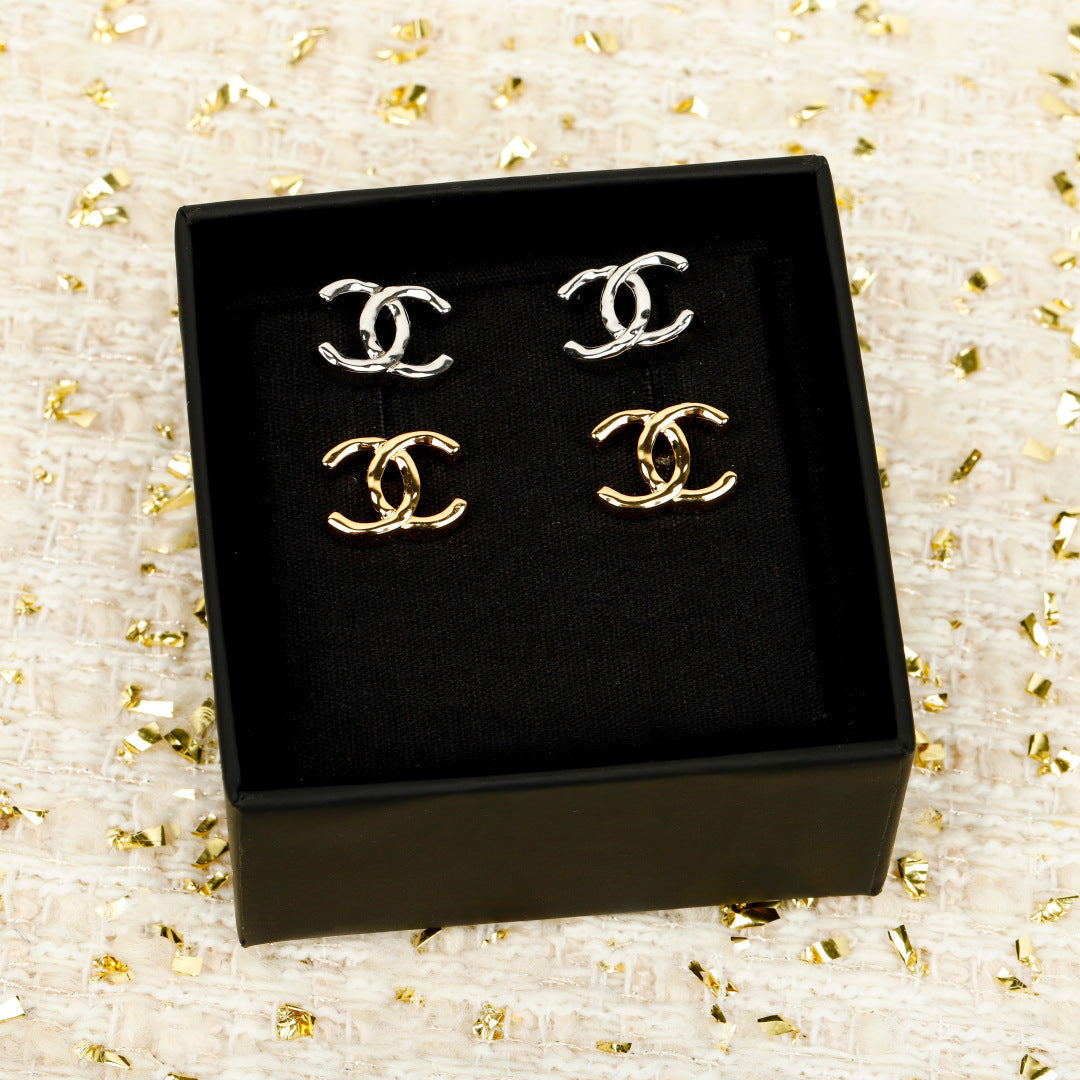 【関税負担なし・送料無料・代引可】シャネル ピアス 未使用 箱付き