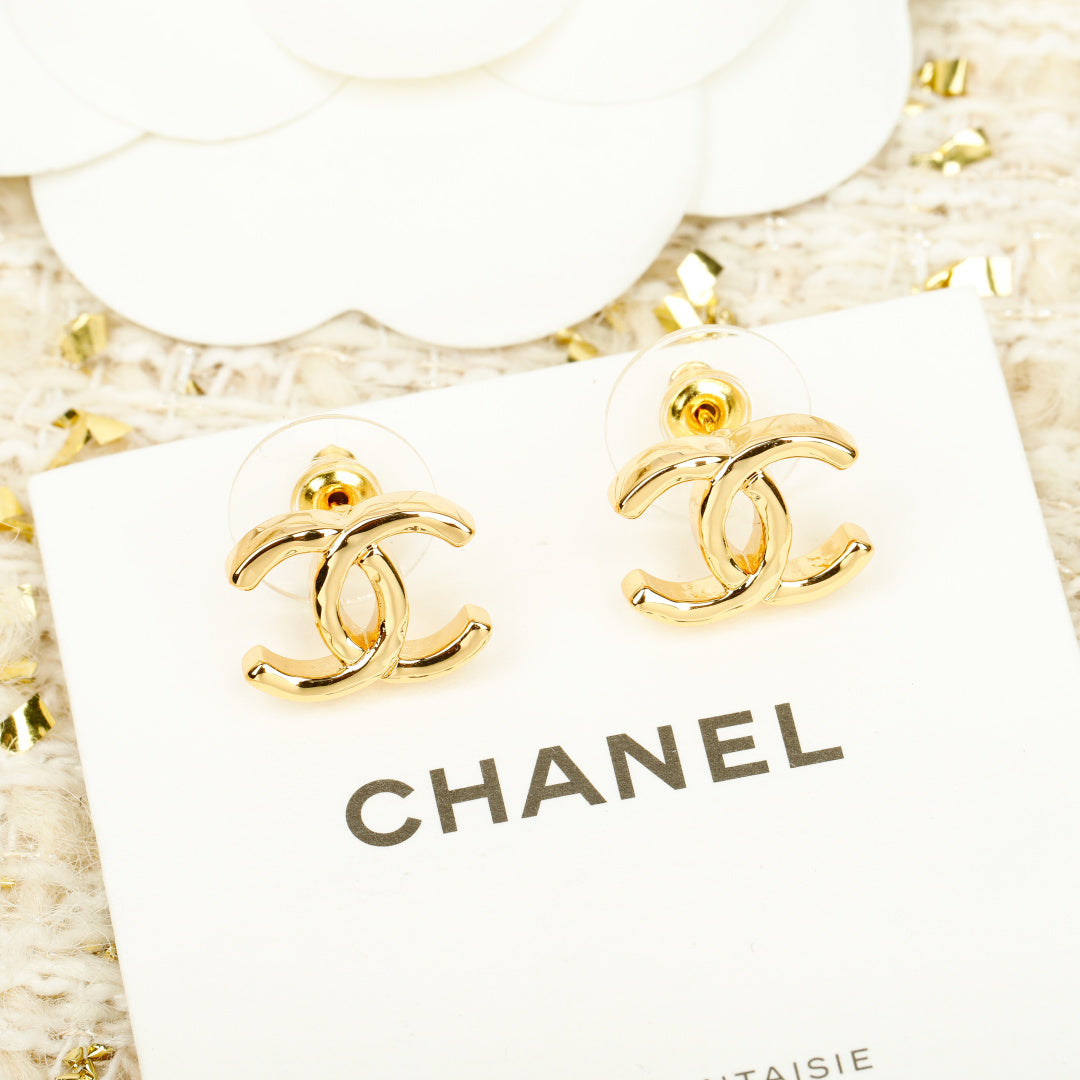 【関税負担なし・送料無料・代引可】シャネル ピアス 未使用 箱付き