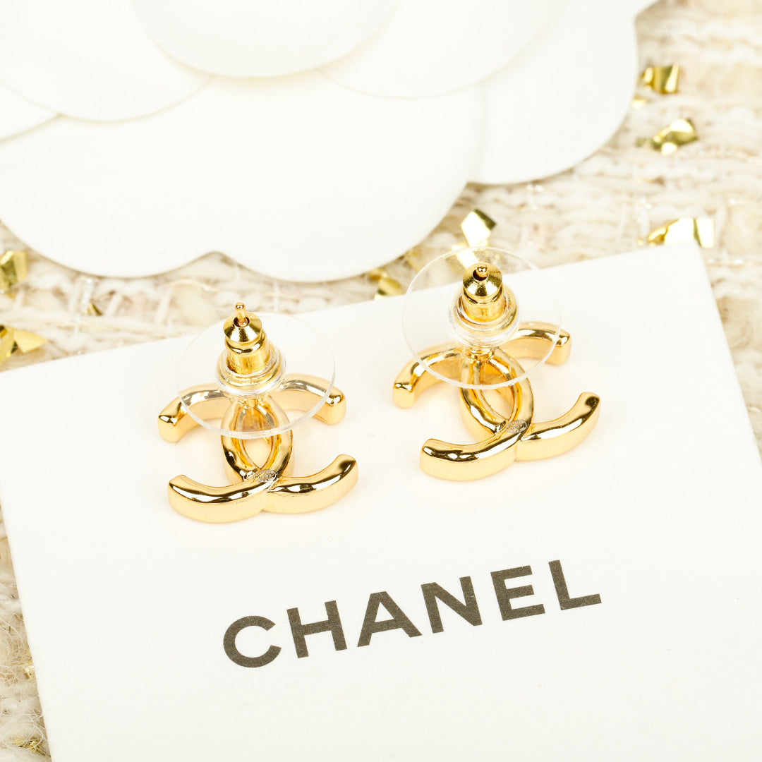 【関税負担なし・送料無料・代引可】シャネル ピアス 未使用 箱付き