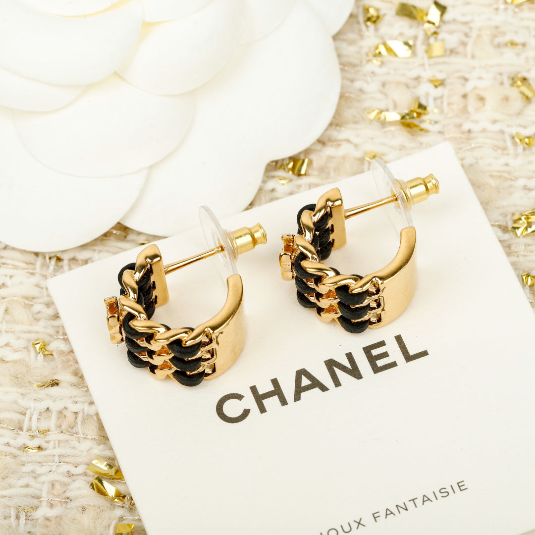 【関税負担なし・送料無料・代引可】シャネル ピアス 未使用 箱付き