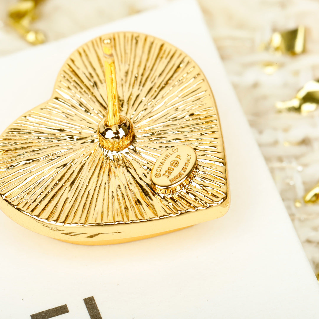 【関税負担なし・送料無料・代引可】シャネル ピアス 未使用 箱付き