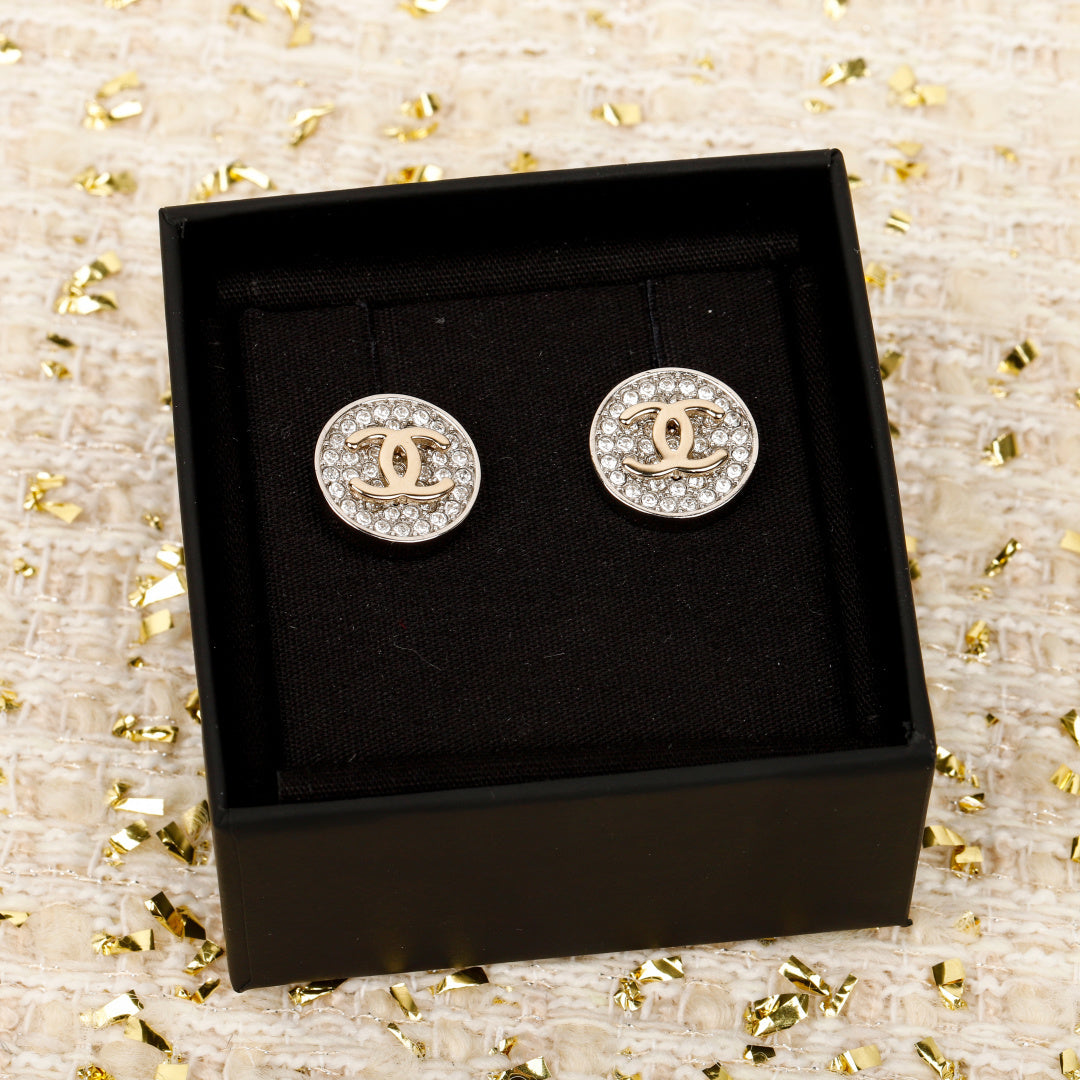 【関税負担なし・送料無料・代引可】シャネル ピアス 未使用 箱付き