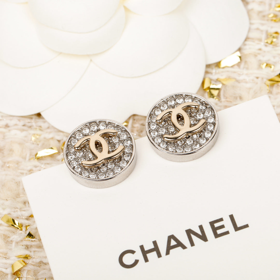 【関税負担なし・送料無料・代引可】シャネル ピアス 未使用 箱付き