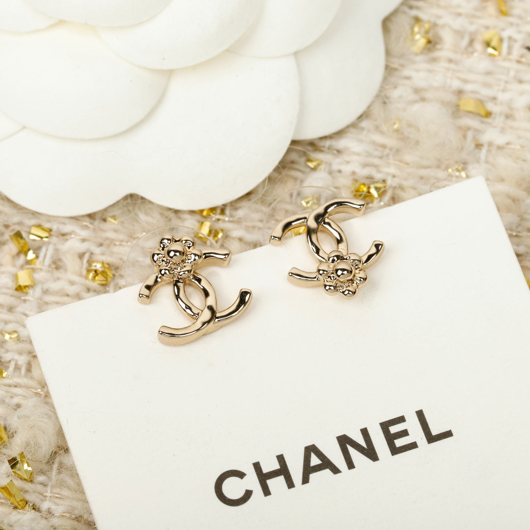 【関税負担なし・送料無料・代引可】シャネル ピアス 未使用 箱付き