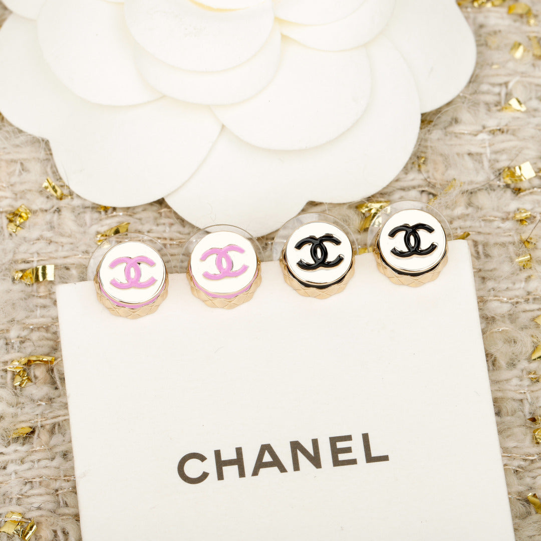 【関税負担なし・送料無料・代引可】【売れ筋】シャネル ピアス 未使用 箱付き
