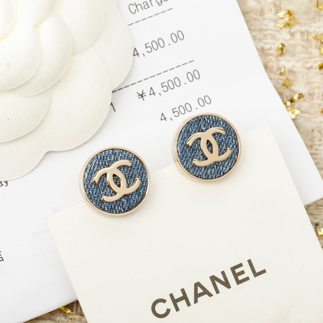 【関税負担なし・送料無料・代引可】シャネル ピアス 未使用 箱付き