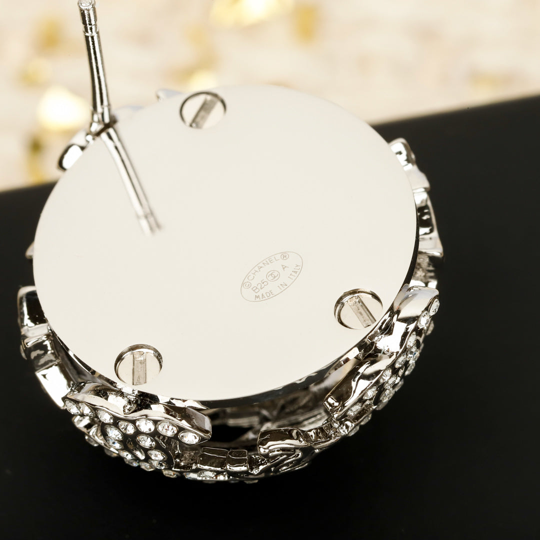 【関税負担なし・送料無料・代引可】シャネル ピアス 未使用 箱付き