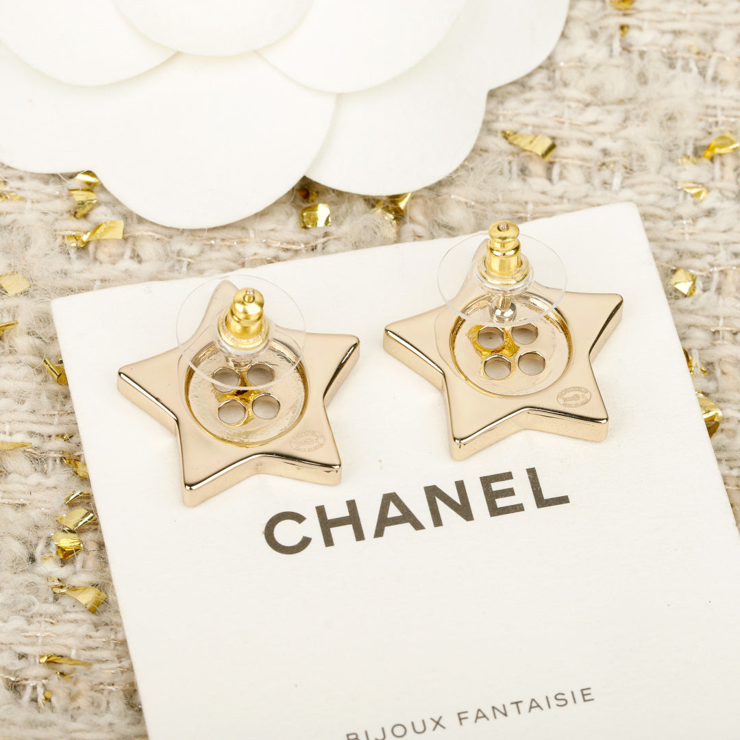 【関税負担なし・送料無料・代引可】シャネル ピアス 未使用 箱付き