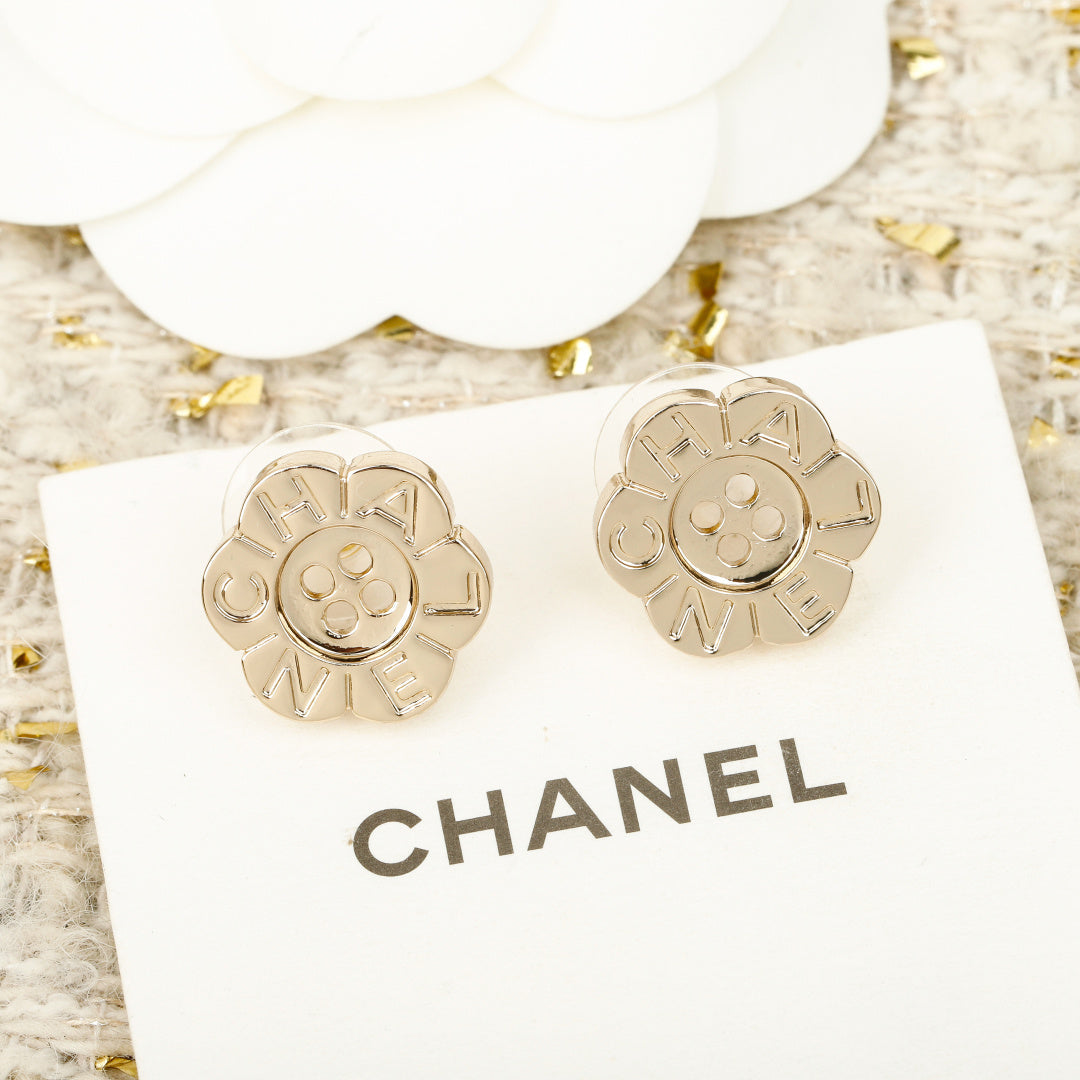 【関税負担なし・送料無料・代引可】【売れ筋】シャネル ピアス 未使用 箱付き