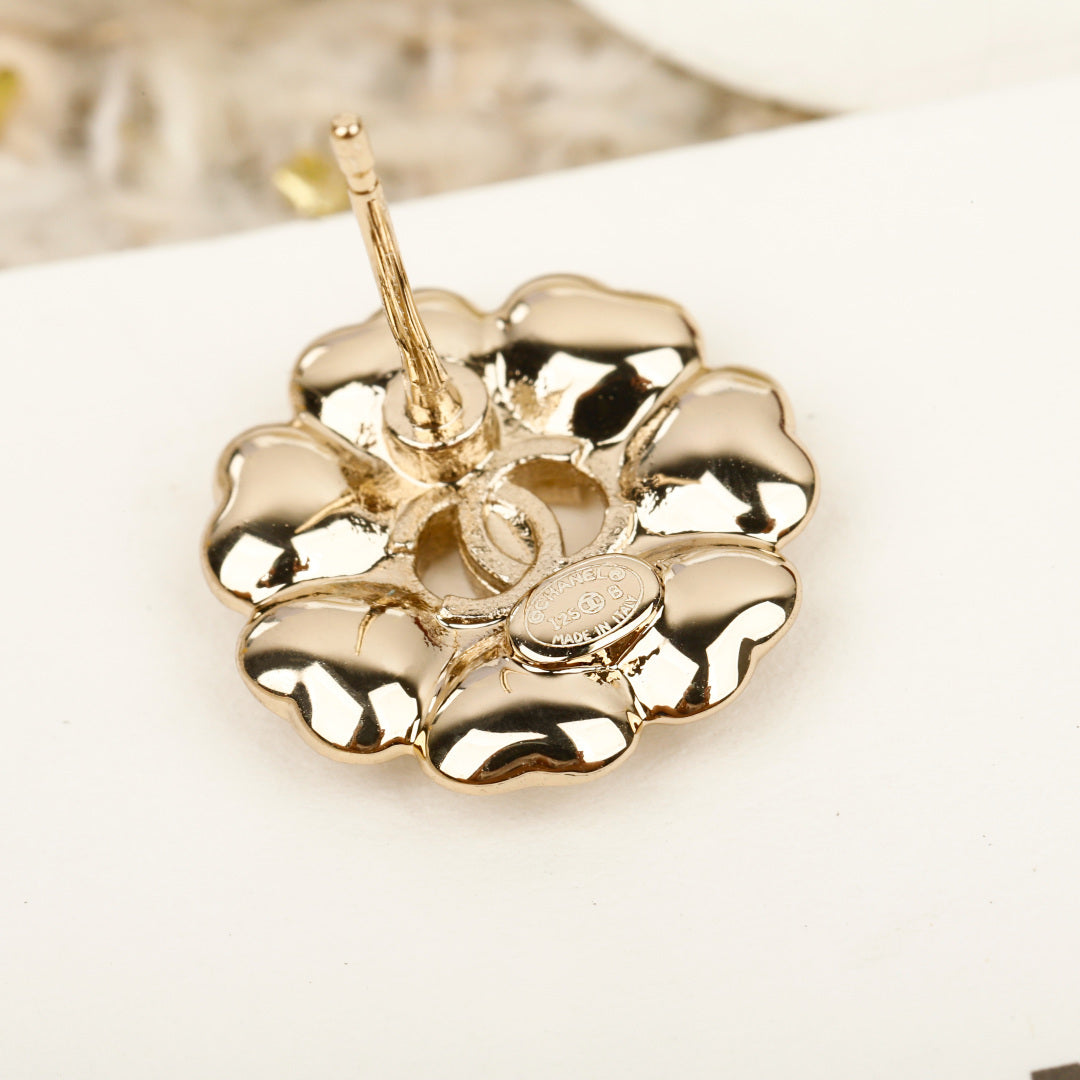 【関税負担なし・送料無料・代引可】シャネル ピアス 未使用 箱付き