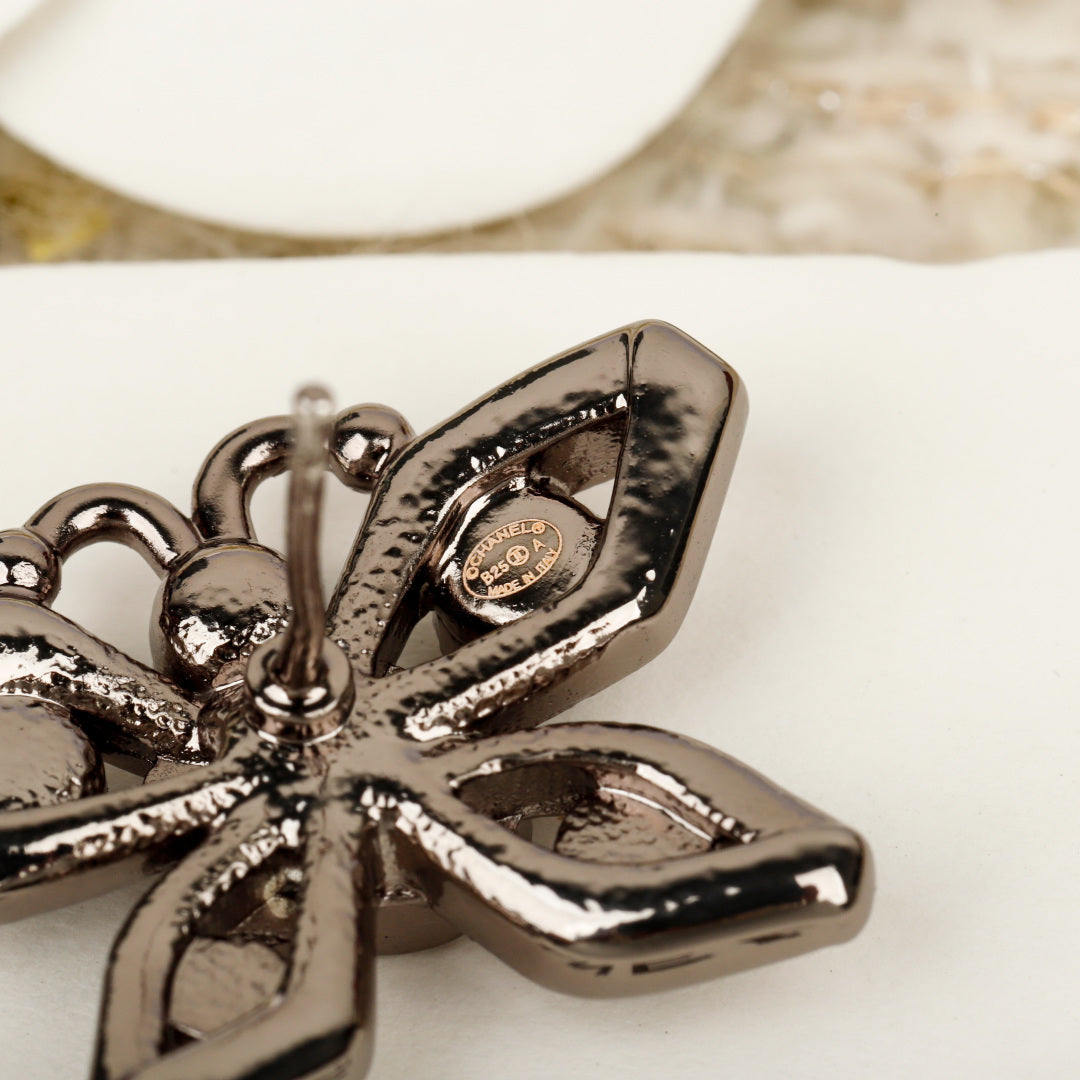 【関税負担なし・送料無料・代引可】シャネル ピアス 未使用 箱付き