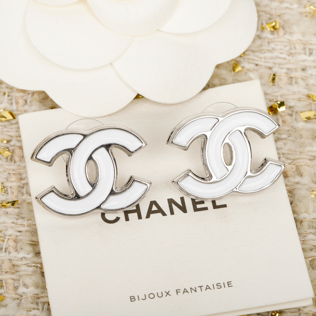 【関税負担なし・送料無料・代引可】シャネル ピアス 未使用 箱付き