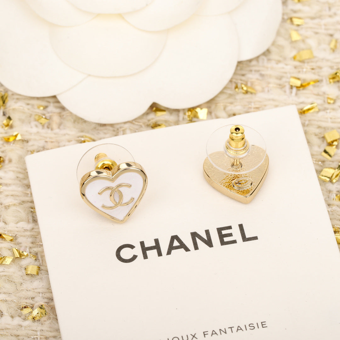 【関税負担なし・送料無料・代引可】シャネル ピアス 未使用 箱付き