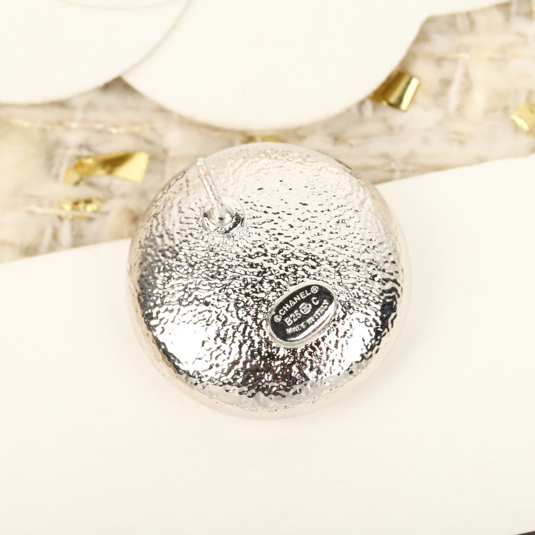 【関税負担なし・送料無料・代引可】【売れ筋】シャネル ピアス 未使用 箱付き