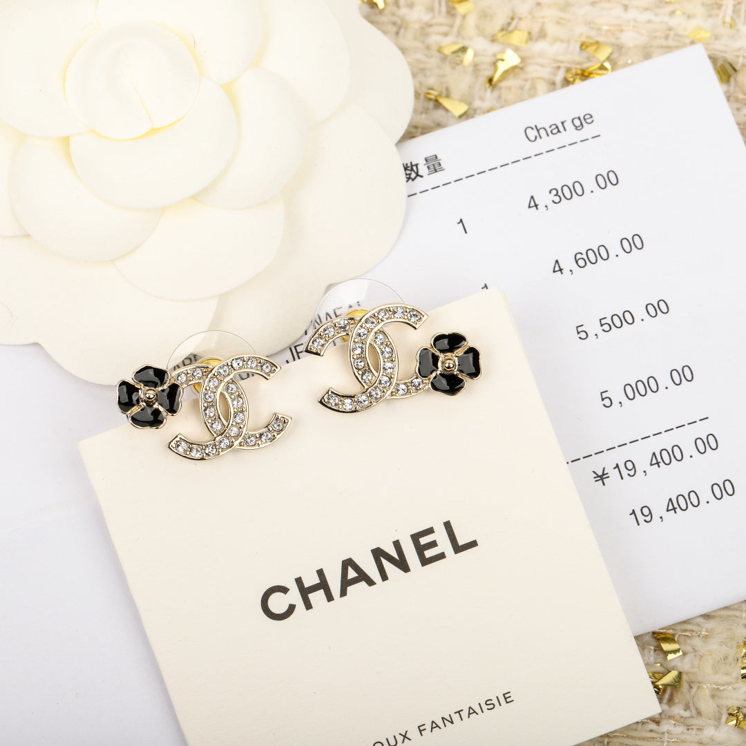 【関税負担なし・送料無料・代引可】シャネル ピアス 未使用 箱付き