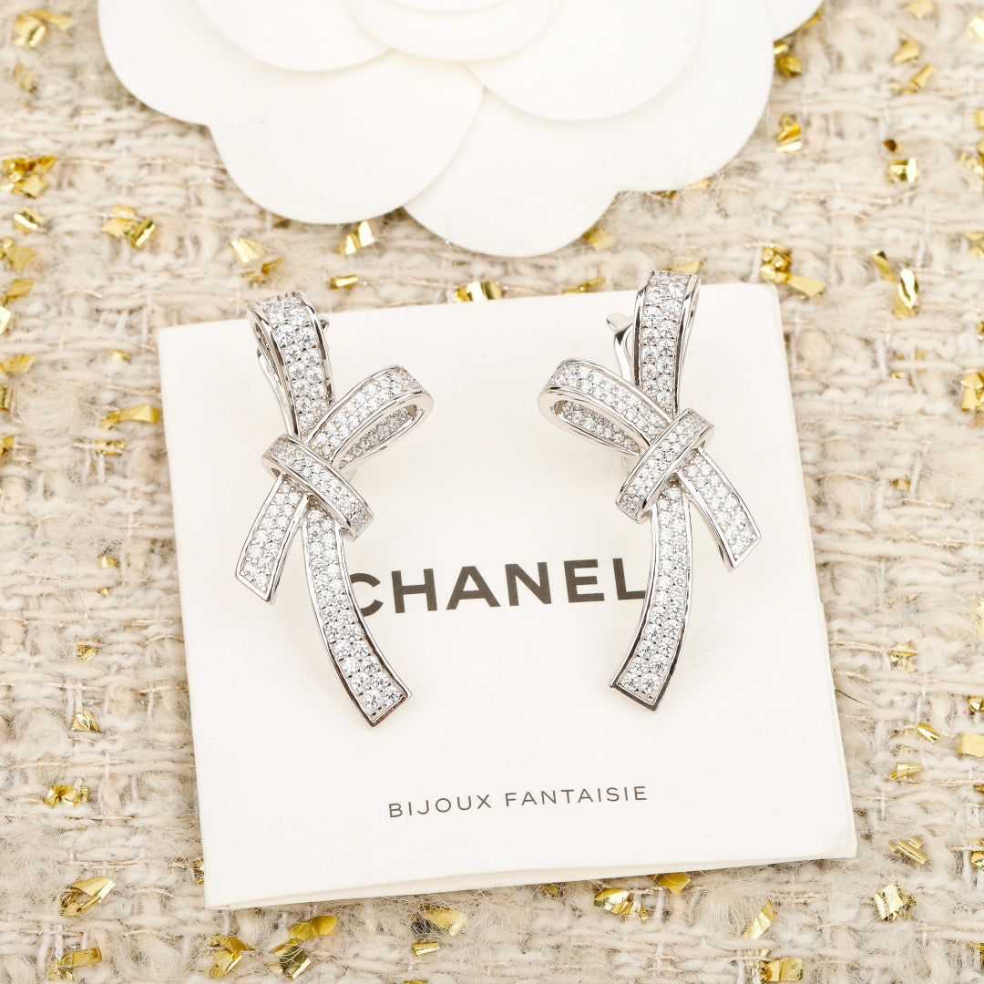 【関税負担なし・送料無料・代引可】シャネル ピアス 未使用 箱付き