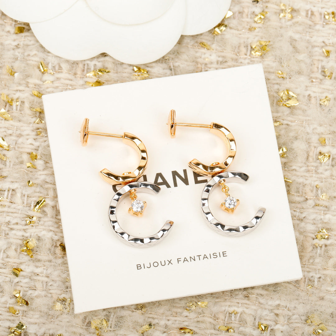 【関税負担なし・送料無料・代引可】シャネル ピアス 未使用 箱付き