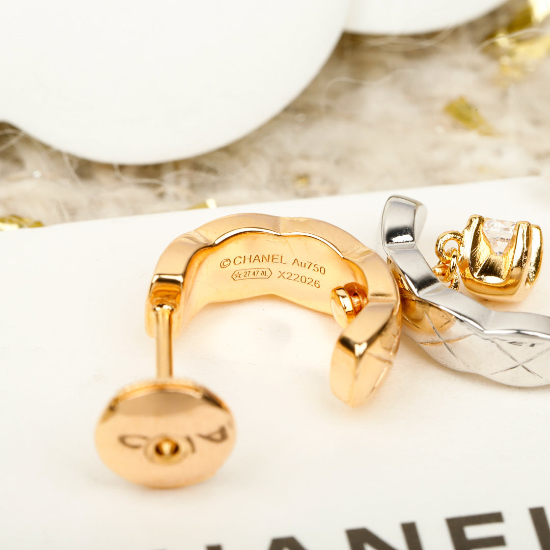 【関税負担なし・送料無料・代引可】シャネル ピアス 未使用 箱付き