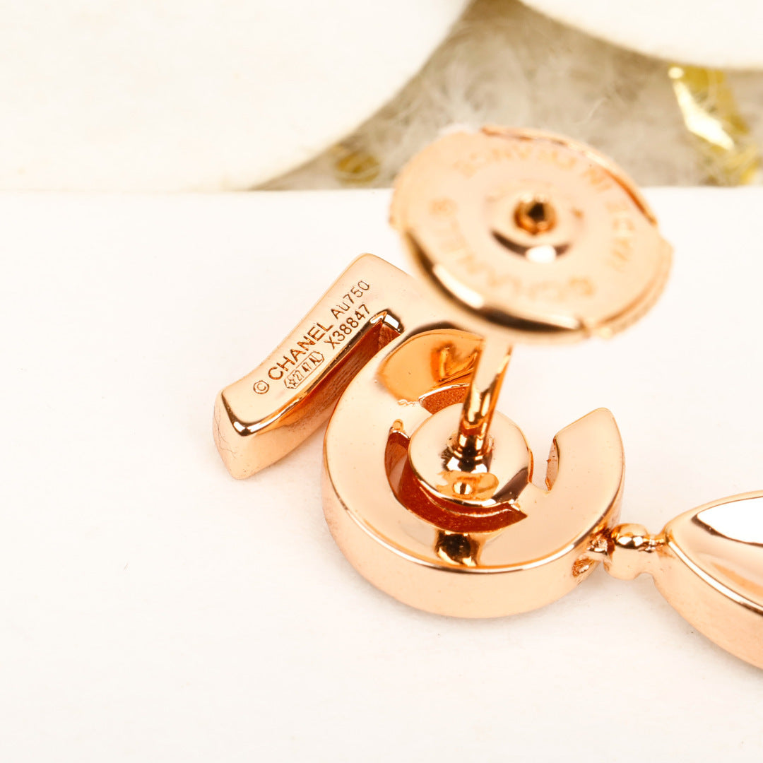 【関税負担なし・送料無料・代引可】シャネル ピアス 未使用 箱付き