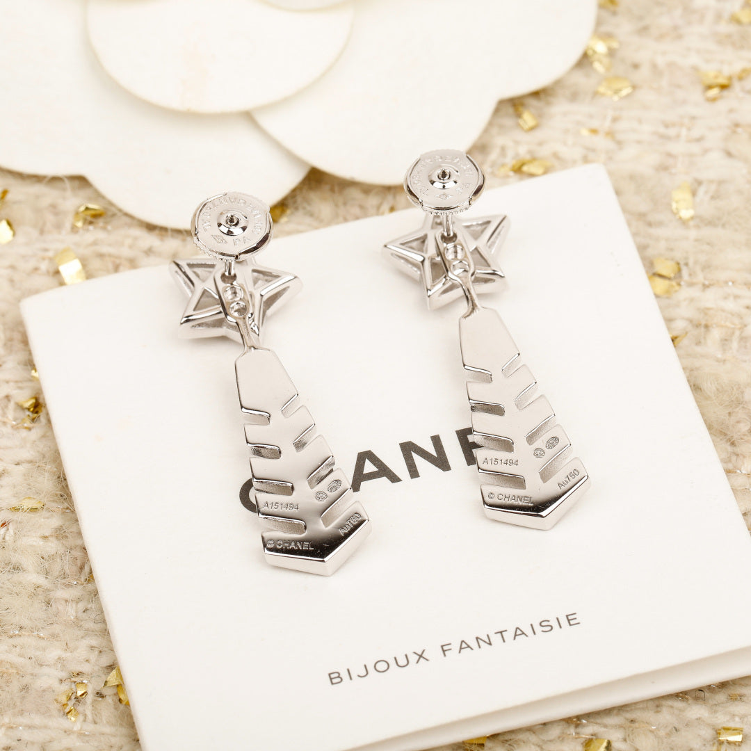 【関税負担なし・送料無料・代引可】シャネル ピアス 未使用 箱付き