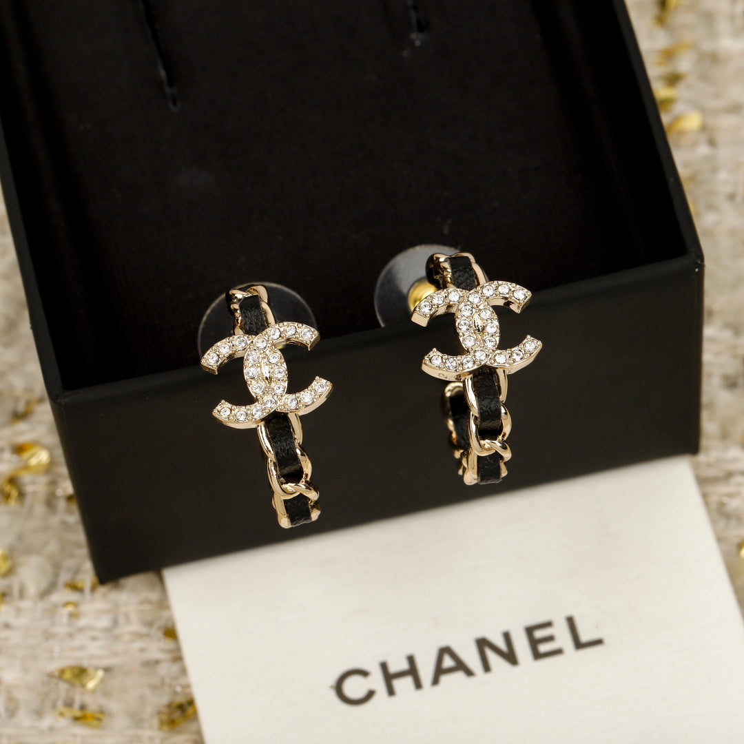 【関税負担なし・送料無料・代引可】シャネル ピアス 未使用 箱付き