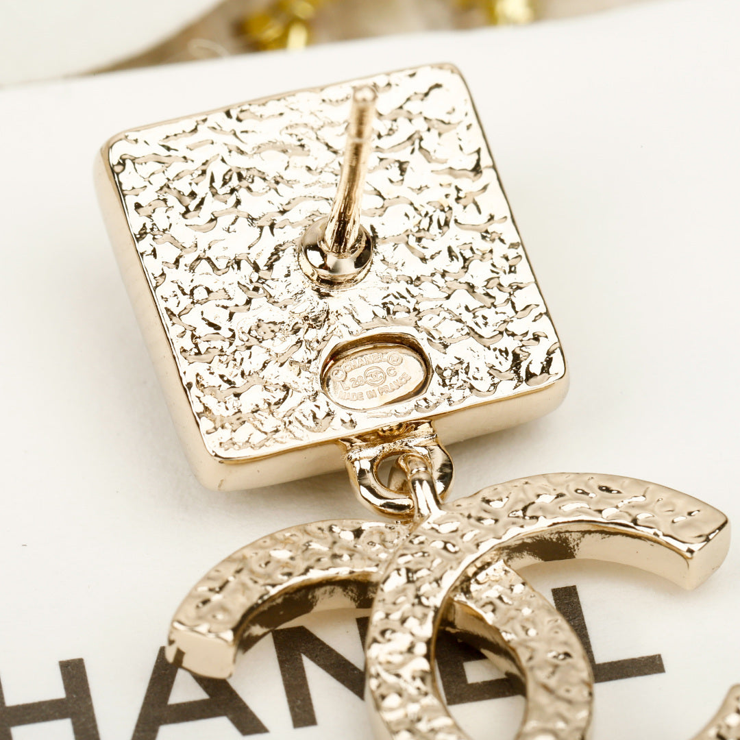 【関税負担なし・送料無料・代引可】シャネル ピアス 未使用 箱付き