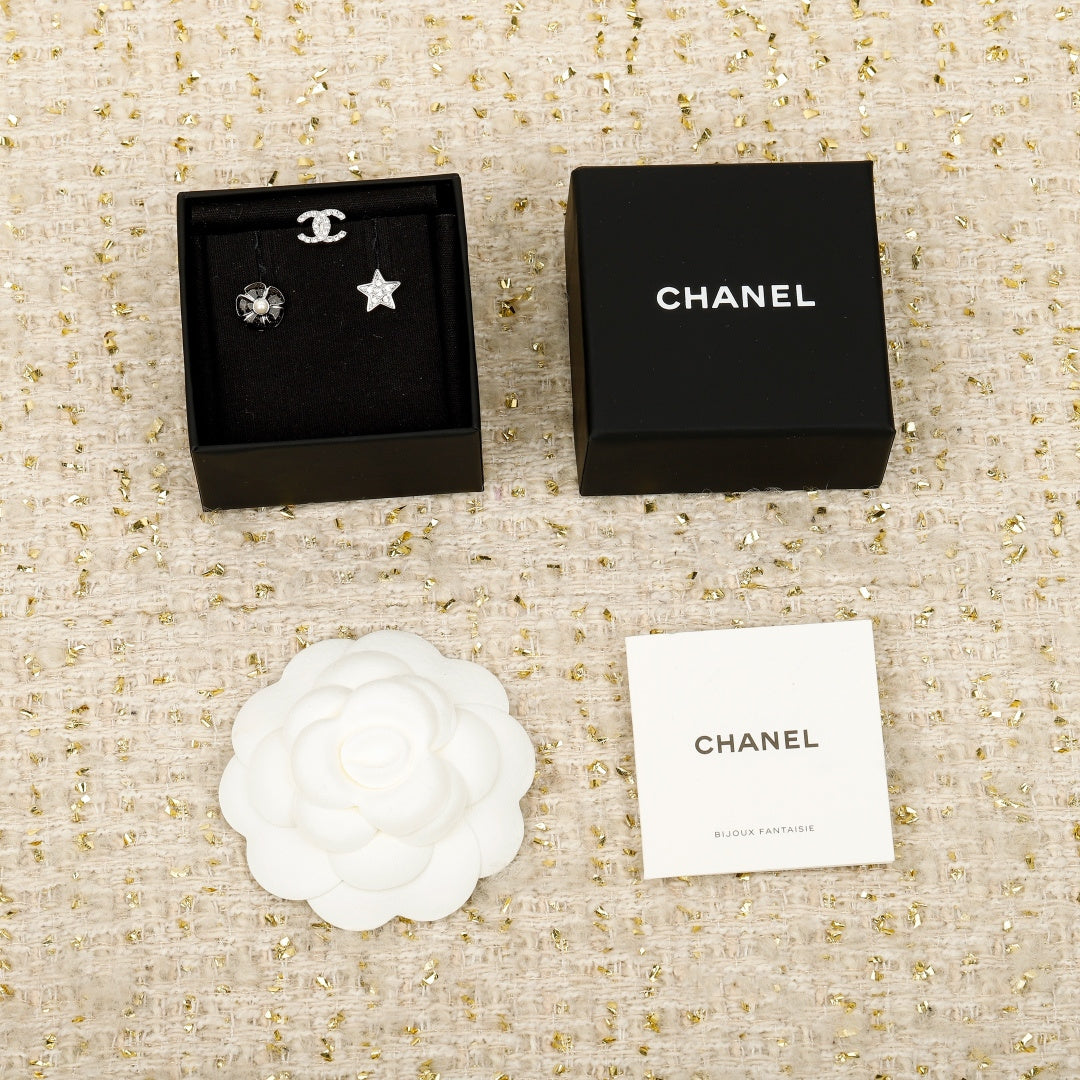 【関税負担なし・送料無料・代引可】シャネル ピアス 未使用 箱付き