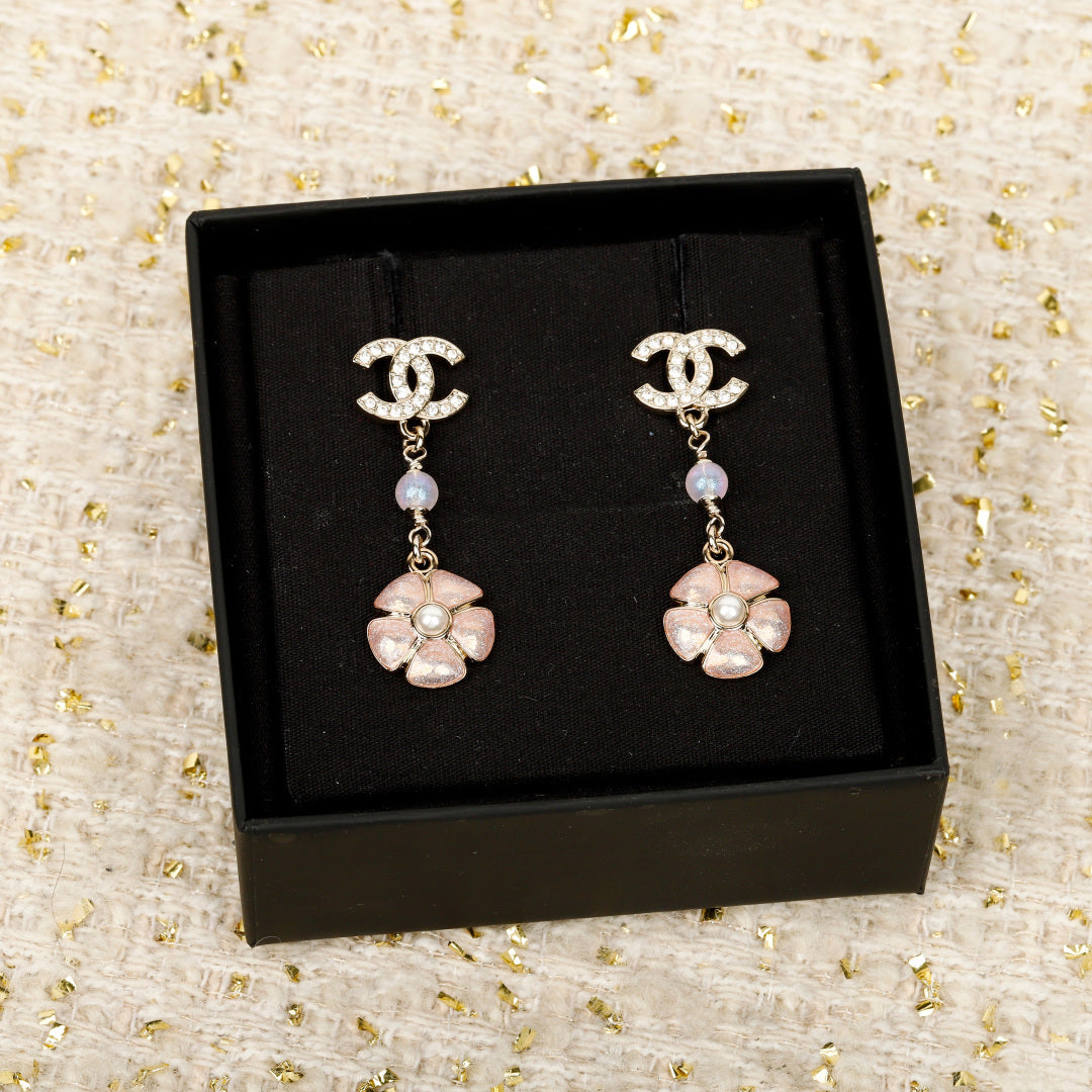 【関税負担なし・送料無料・代引可】シャネル ピアス 未使用 箱付き