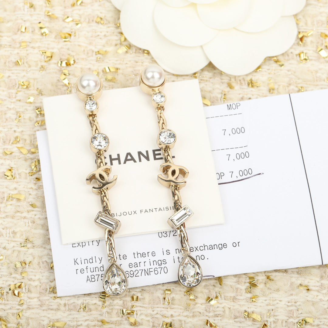 【関税負担なし・送料無料・代引可】シャネル ピアス 未使用 箱付き