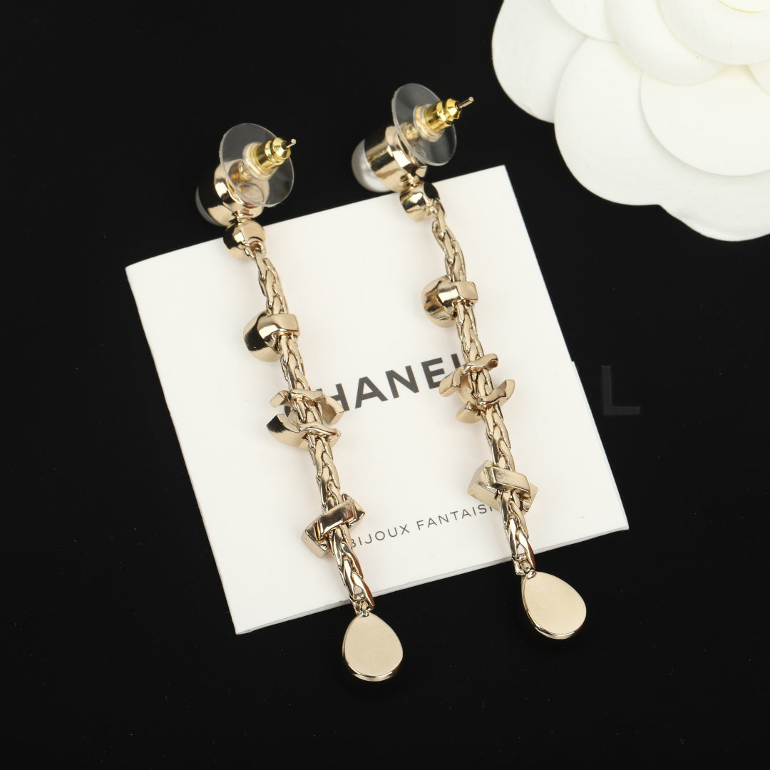 【関税負担なし・送料無料・代引可】シャネル ピアス 未使用 箱付き