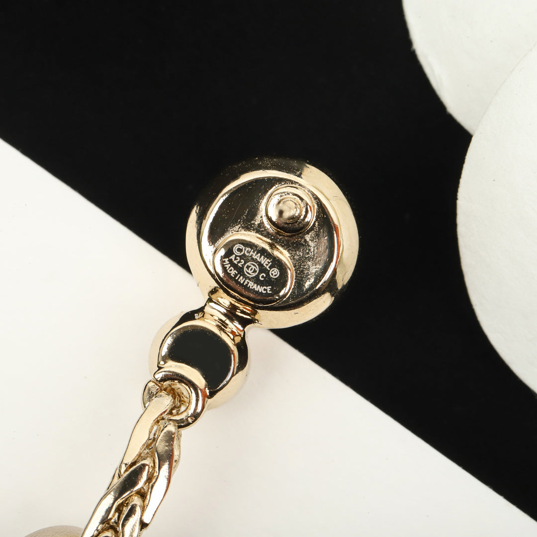 【関税負担なし・送料無料・代引可】シャネル ピアス 未使用 箱付き