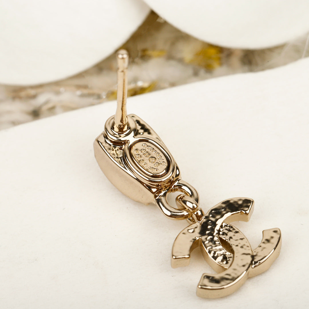 【関税負担なし・送料無料・代引可】シャネル ピアス 未使用 箱付き