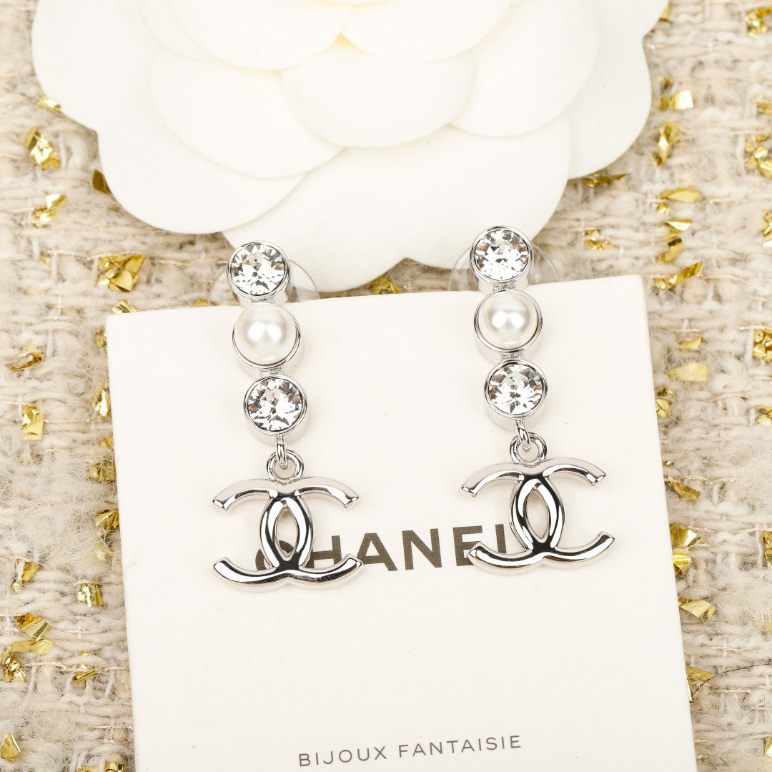 【関税負担なし・送料無料・代引可】シャネル ピアス 未使用 箱付き