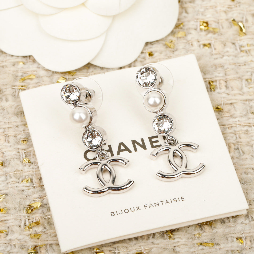 【関税負担なし・送料無料・代引可】シャネル ピアス 未使用 箱付き
