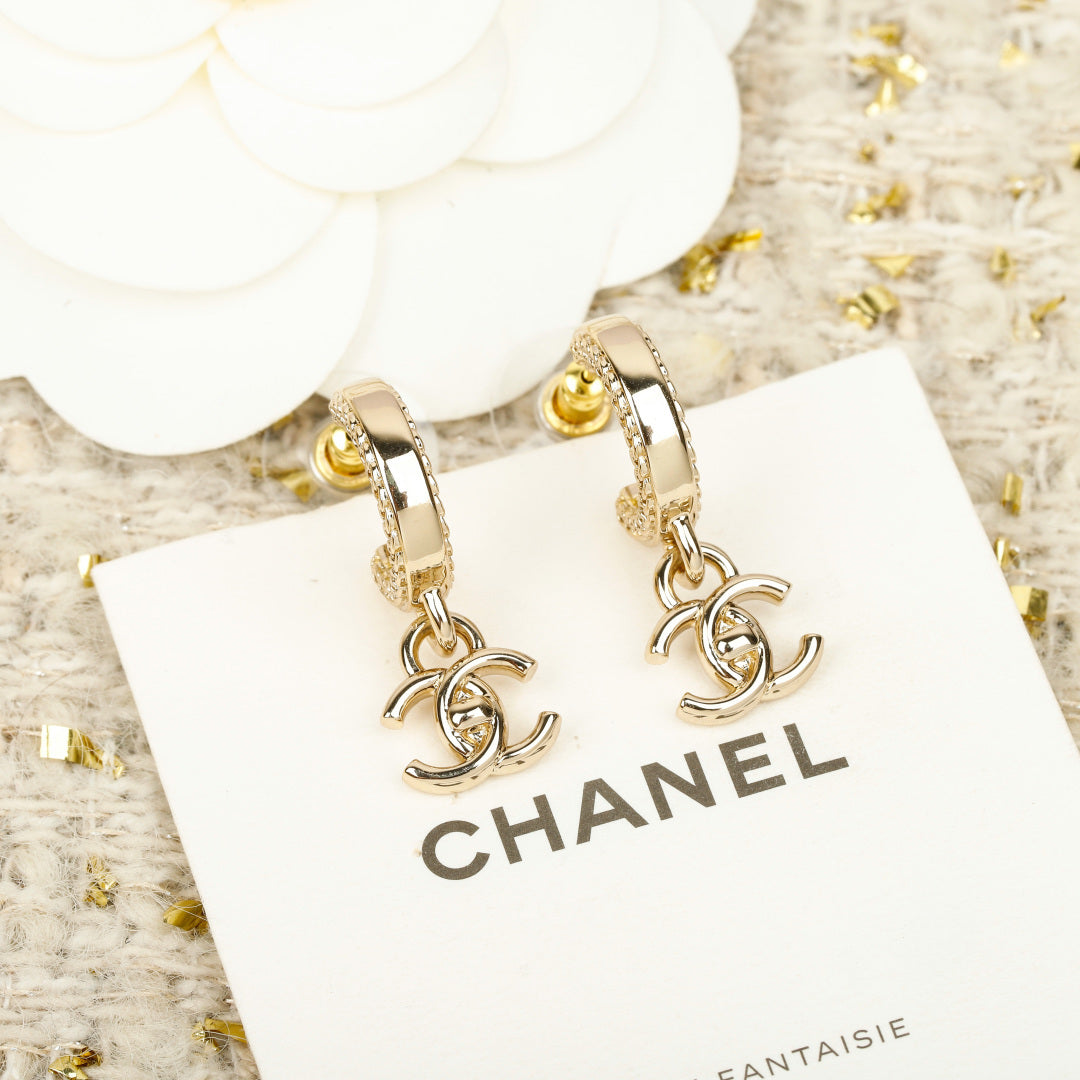 【関税負担なし・送料無料・代引可】シャネル ピアス 未使用 箱付き