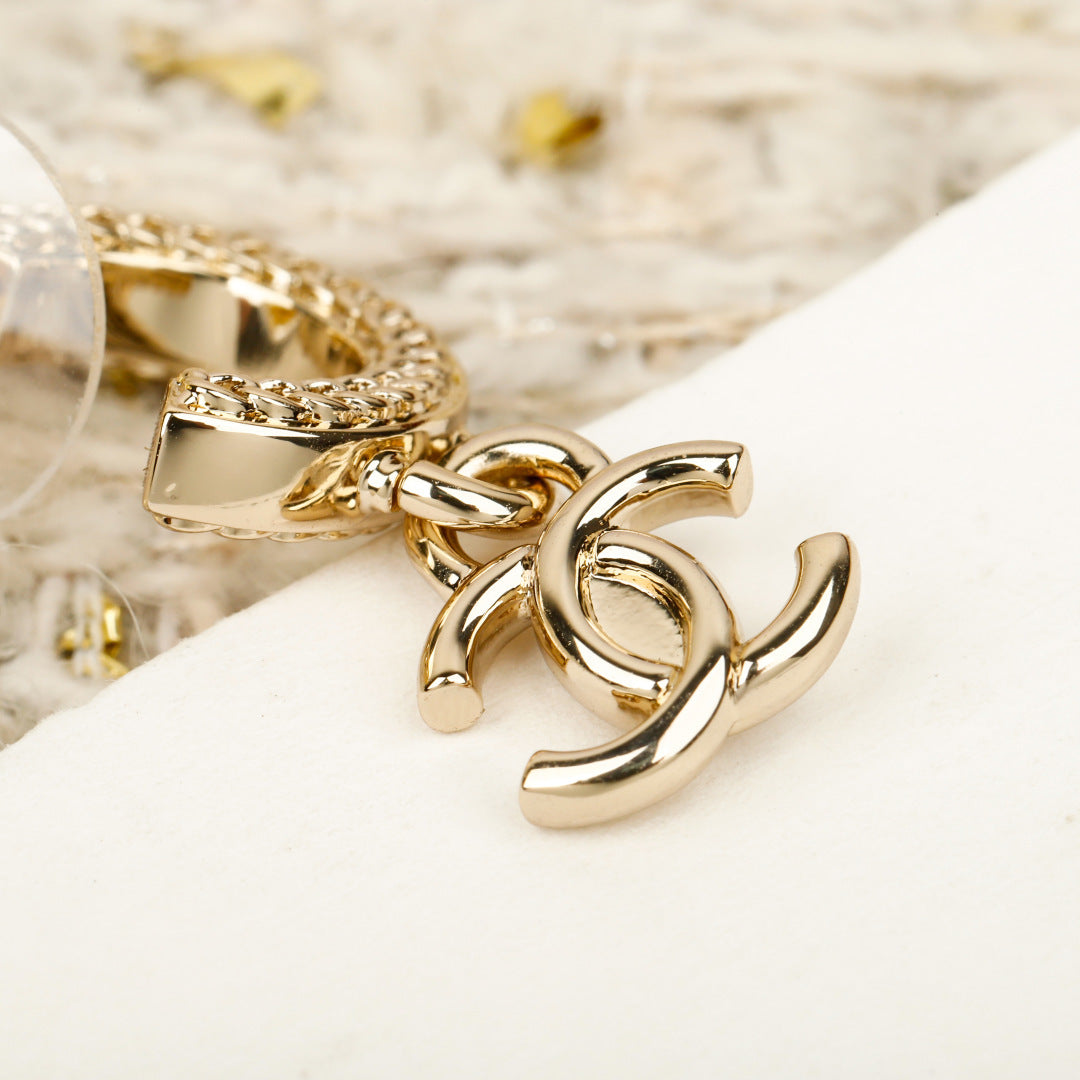 【関税負担なし・送料無料・代引可】シャネル ピアス 未使用 箱付き