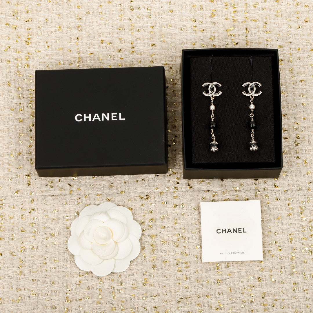 【関税負担なし・送料無料・代引可】シャネル ピアス 未使用 箱付き