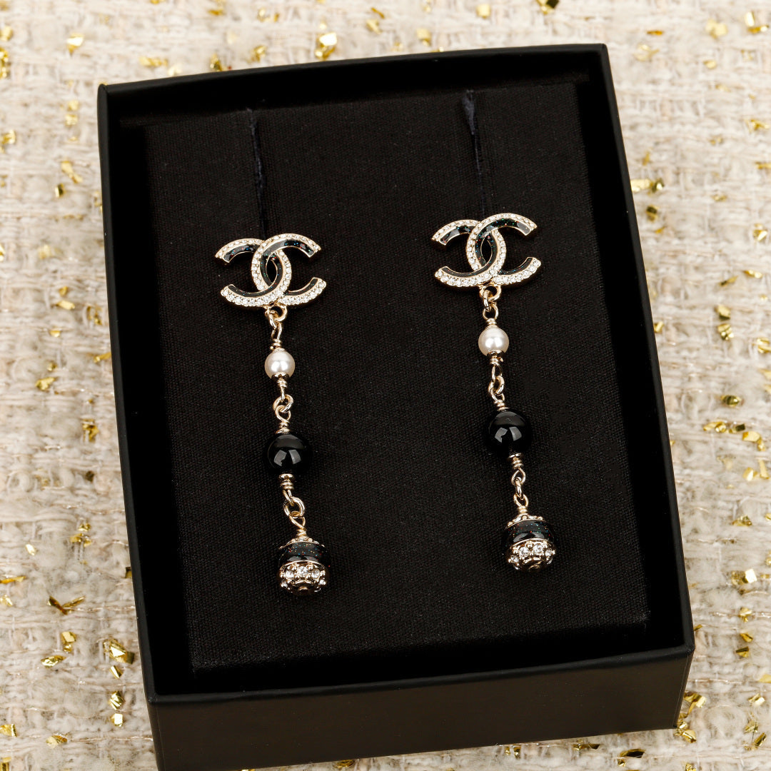 【関税負担なし・送料無料・代引可】シャネル ピアス 未使用 箱付き