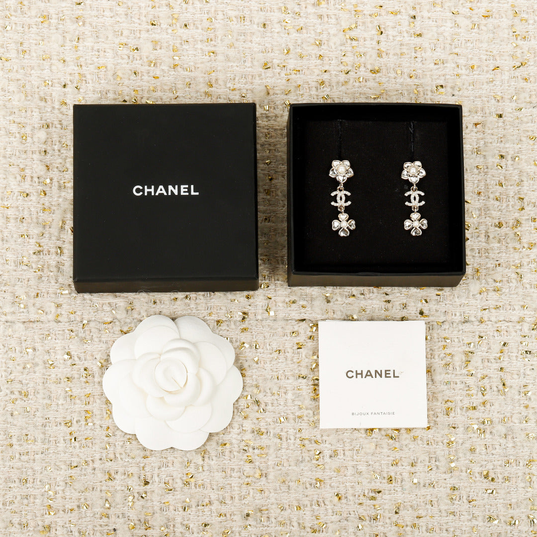 【関税負担なし・送料無料・代引可】シャネル ピアス 未使用 箱付き