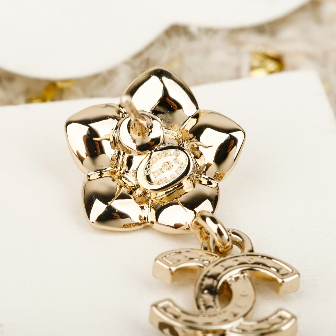 【関税負担なし・送料無料・代引可】シャネル ピアス 未使用 箱付き