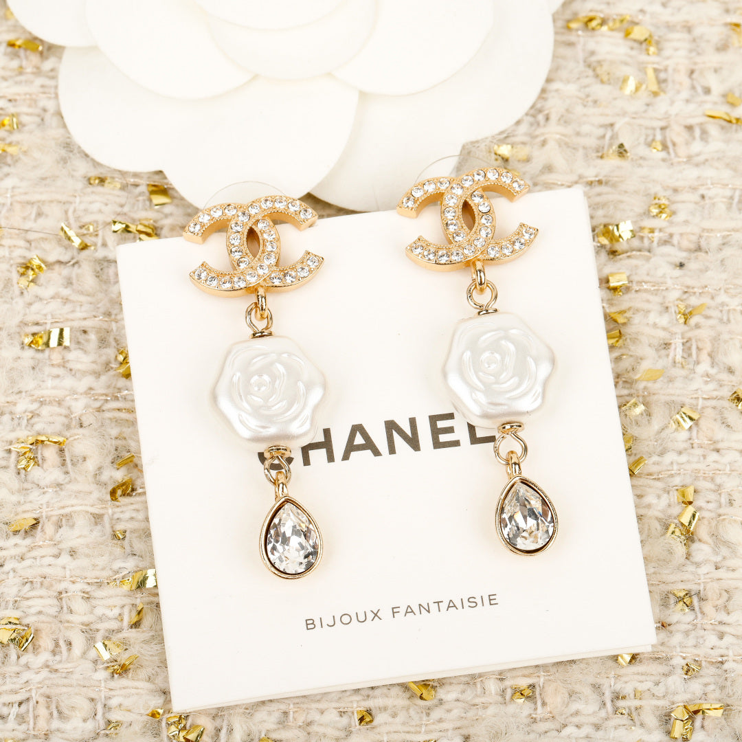 【関税負担なし・送料無料・代引可】シャネル ピアス 未使用 箱付き