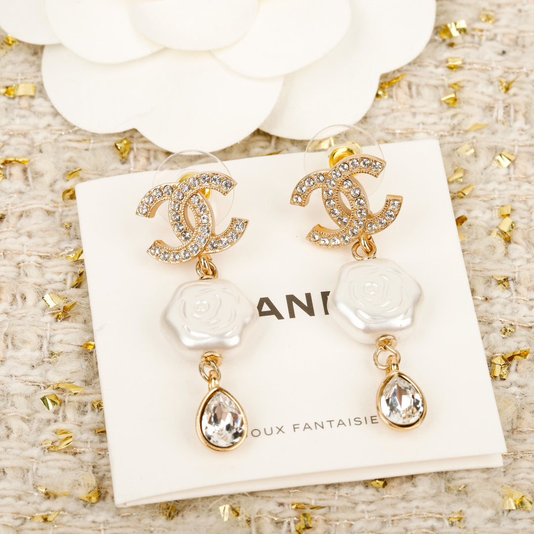 【関税負担なし・送料無料・代引可】シャネル ピアス 未使用 箱付き