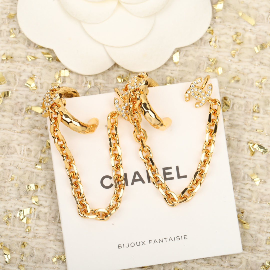 【関税負担なし・送料無料・代引可】シャネル ピアス 未使用 箱付き