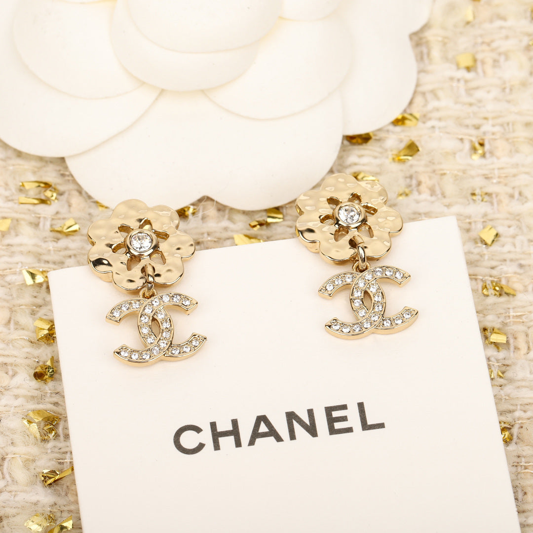 【関税負担なし・送料無料・代引可】シャネル ピアス 未使用 箱付き