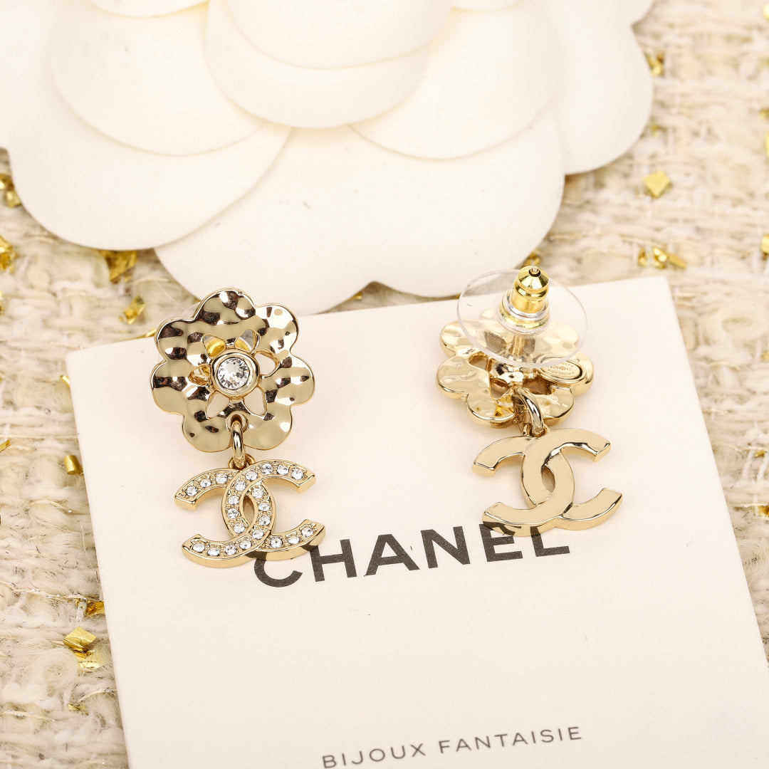 【関税負担なし・送料無料・代引可】シャネル ピアス 未使用 箱付き