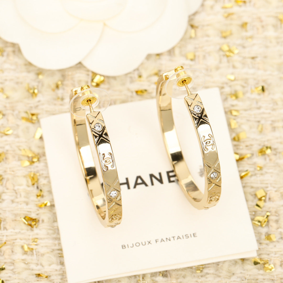 【関税負担なし・送料無料・代引可】シャネル ピアス 未使用 箱付き