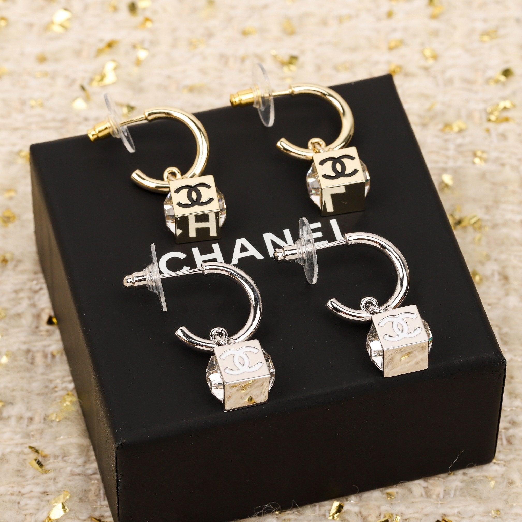 【関税負担なし・送料無料・代引可】シャネル ピアス 未使用 箱付き