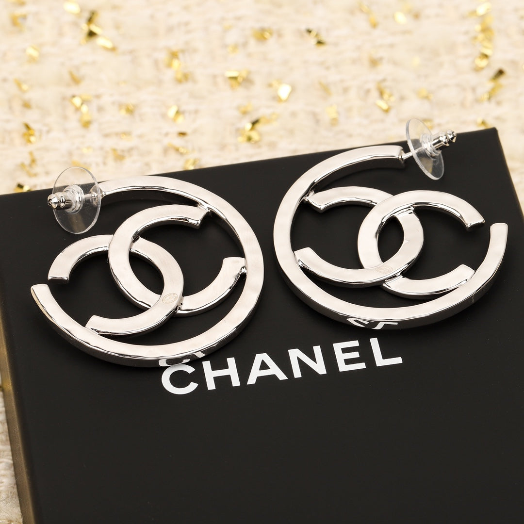 【関税負担なし・送料無料・代引可】シャネル ピアス 未使用 箱付き