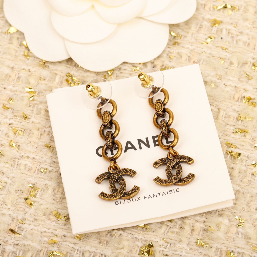 【関税負担なし・送料無料・代引可】シャネル ピアス 未使用 箱付き