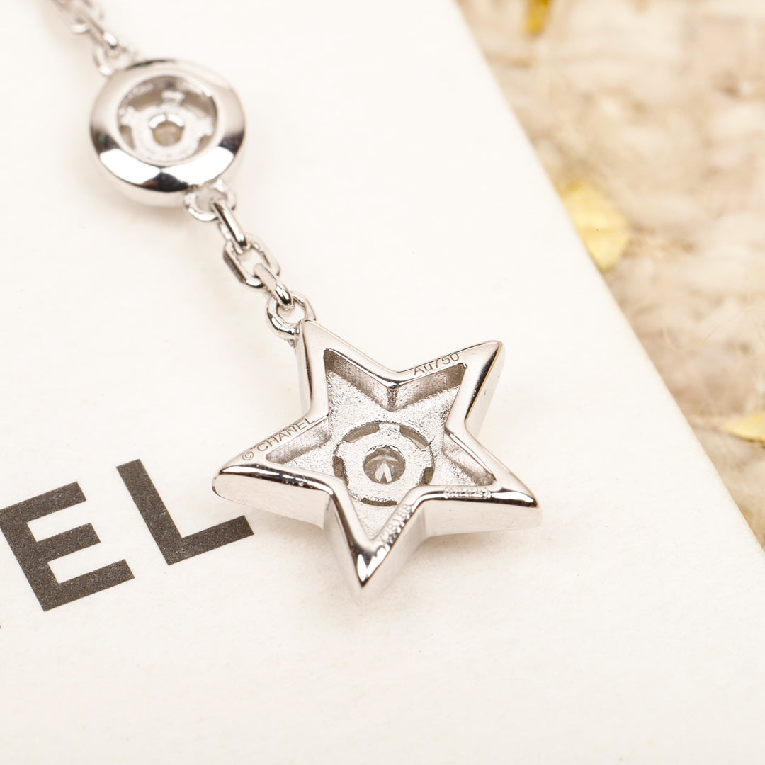 【関税負担なし・送料無料・代引可】シャネル ピアス 未使用 箱付き